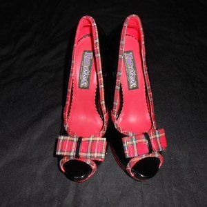 funtasma plaid black paitent leather heels size 9